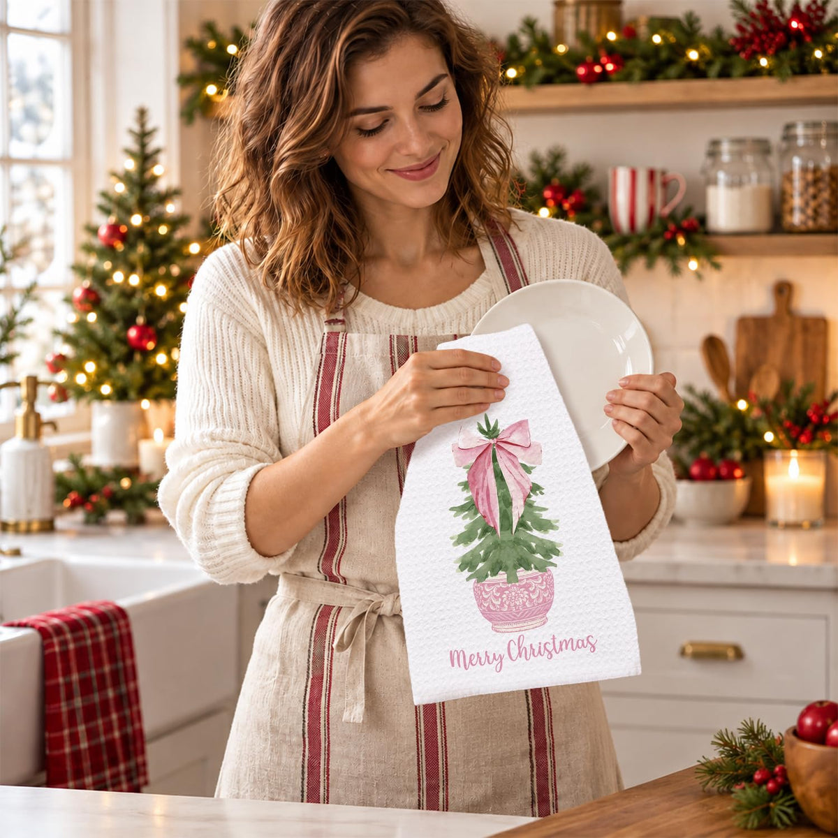 Chinoiserie Christmas Kitchen Hand Towels, 16x24 Inch
