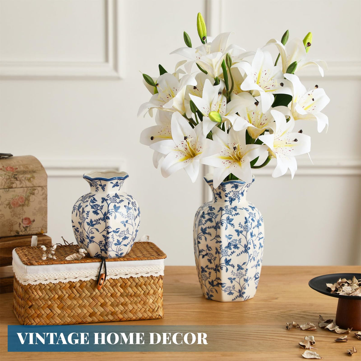 Set of 2 Blue and White Chinoiserie Vases