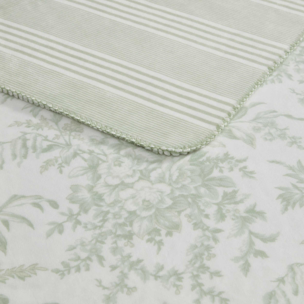 Laura Ashley Reversible Plush Throw, 50x70