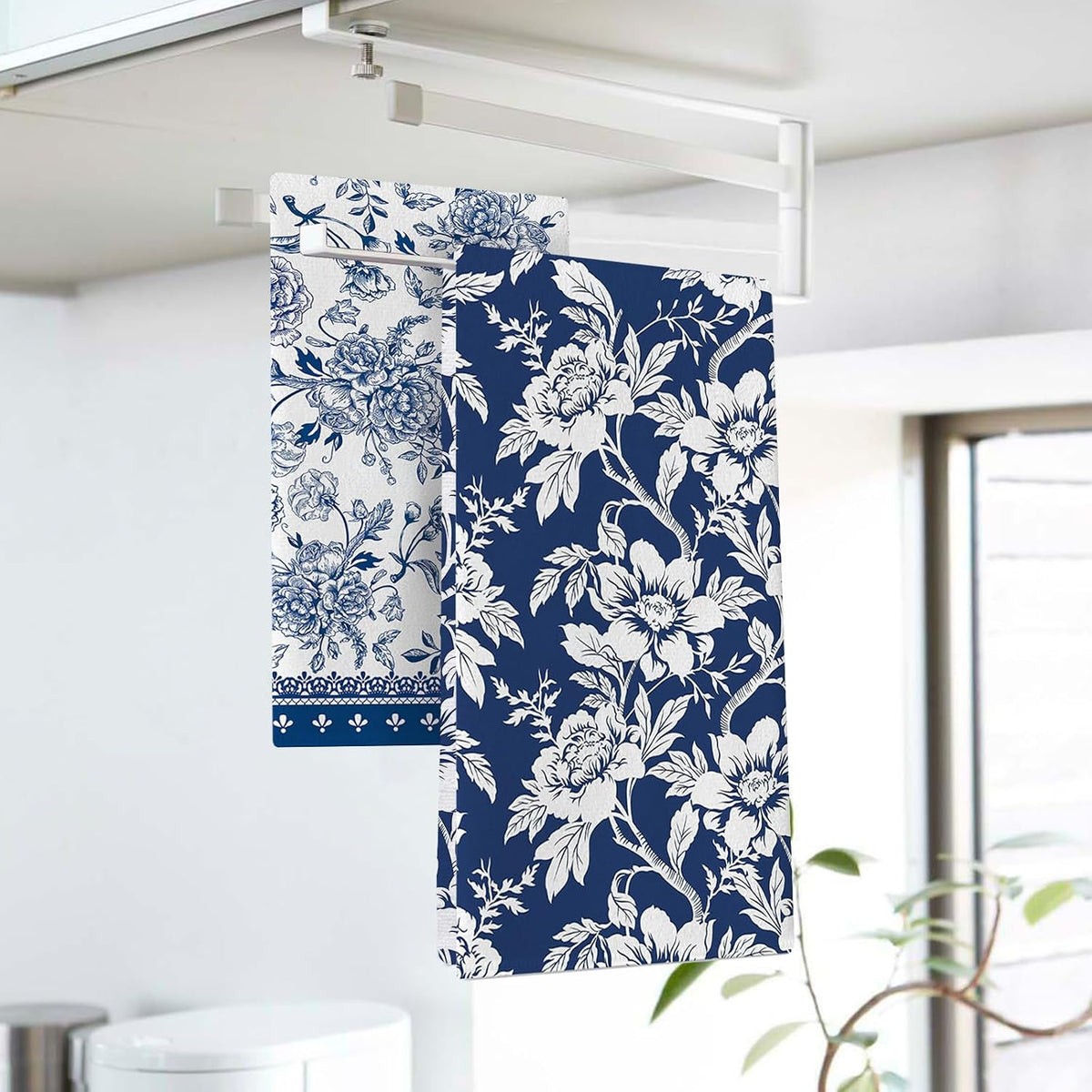 Vintage Floral Kitchen Towels, Set of 2