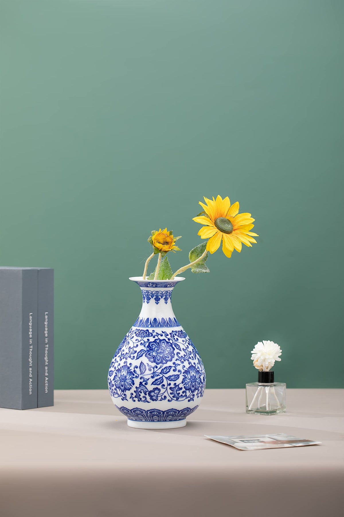 GaLouRo Blue and White Ginger Jar Vase, 9 to 10 Inch