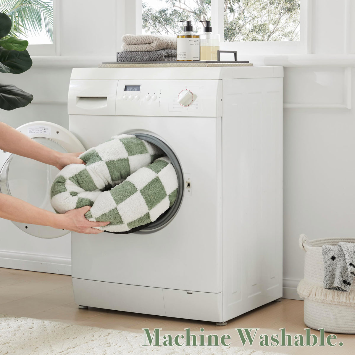 Blue Checkered Round Dog Bed