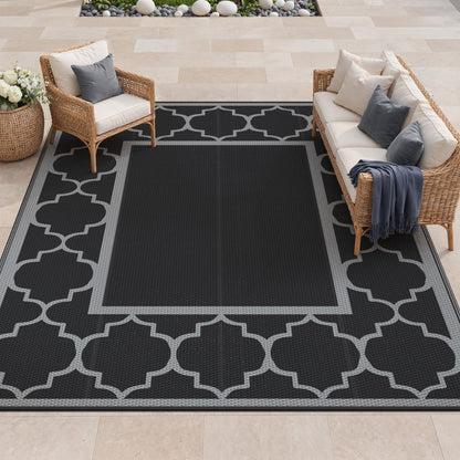 Blue and White Reversible Outdoor Rug, 5x8