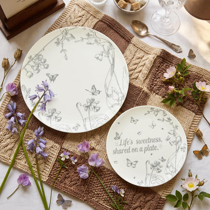 Blue Floral Plastic Plates, 60 Pieces