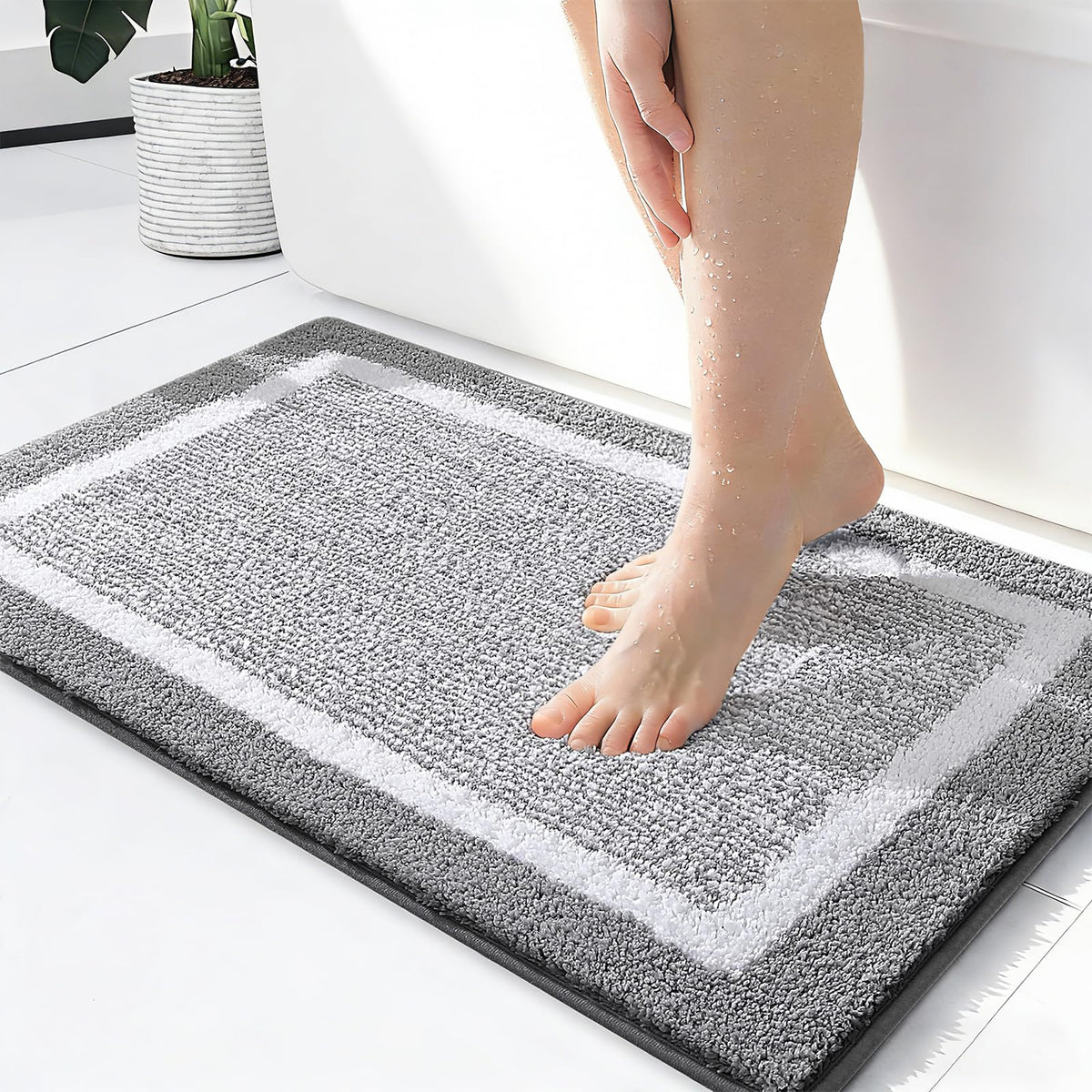 Navy and White Microfiber Bath Rug, 36 x 24