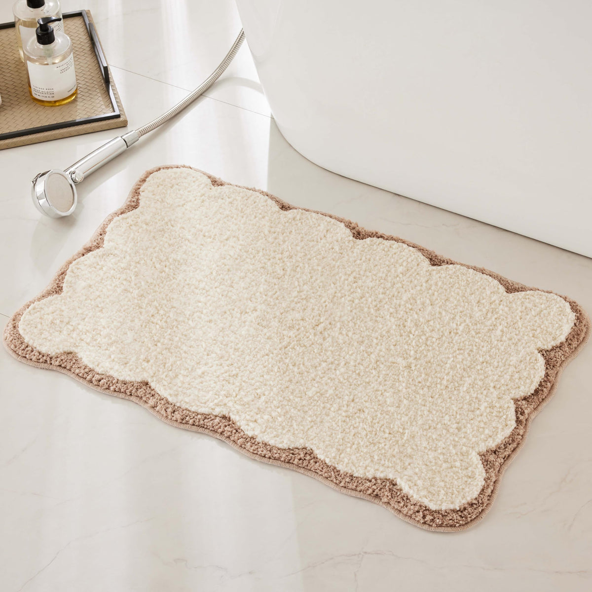 White Scalloped Bath Mat with Blue Piping