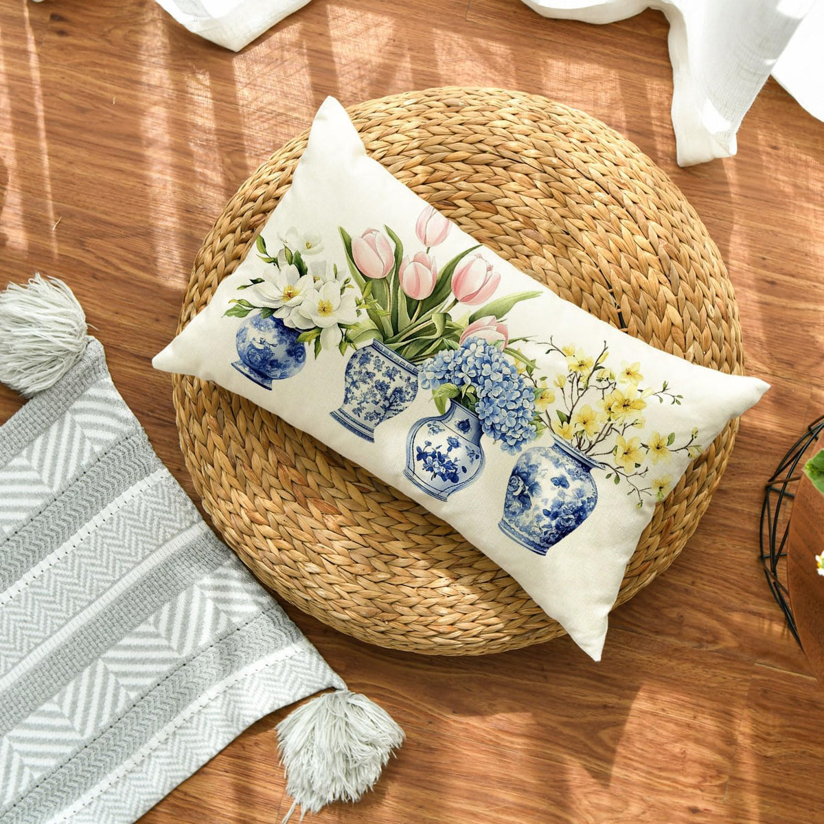 Chinoiserie Vase Lumbar Pillow Cover, 12 x 20 Inch