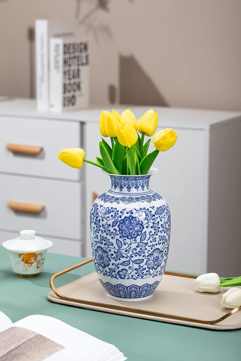 GaLouRo Blue and White Ginger Jar Vase, 9 to 10 Inch