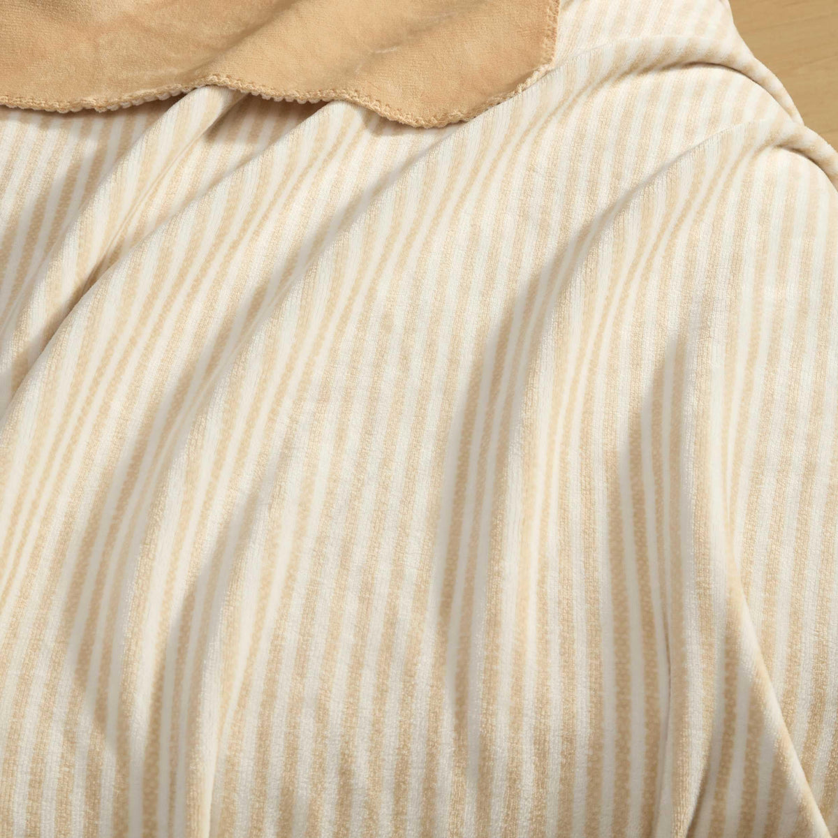 Laura Ashley Reversible Plush Throw, 50x70