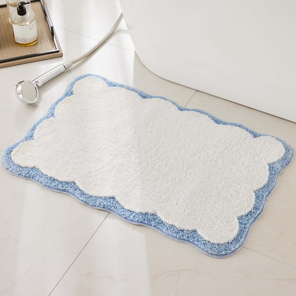 White Scalloped Bath Mat with Blue Piping