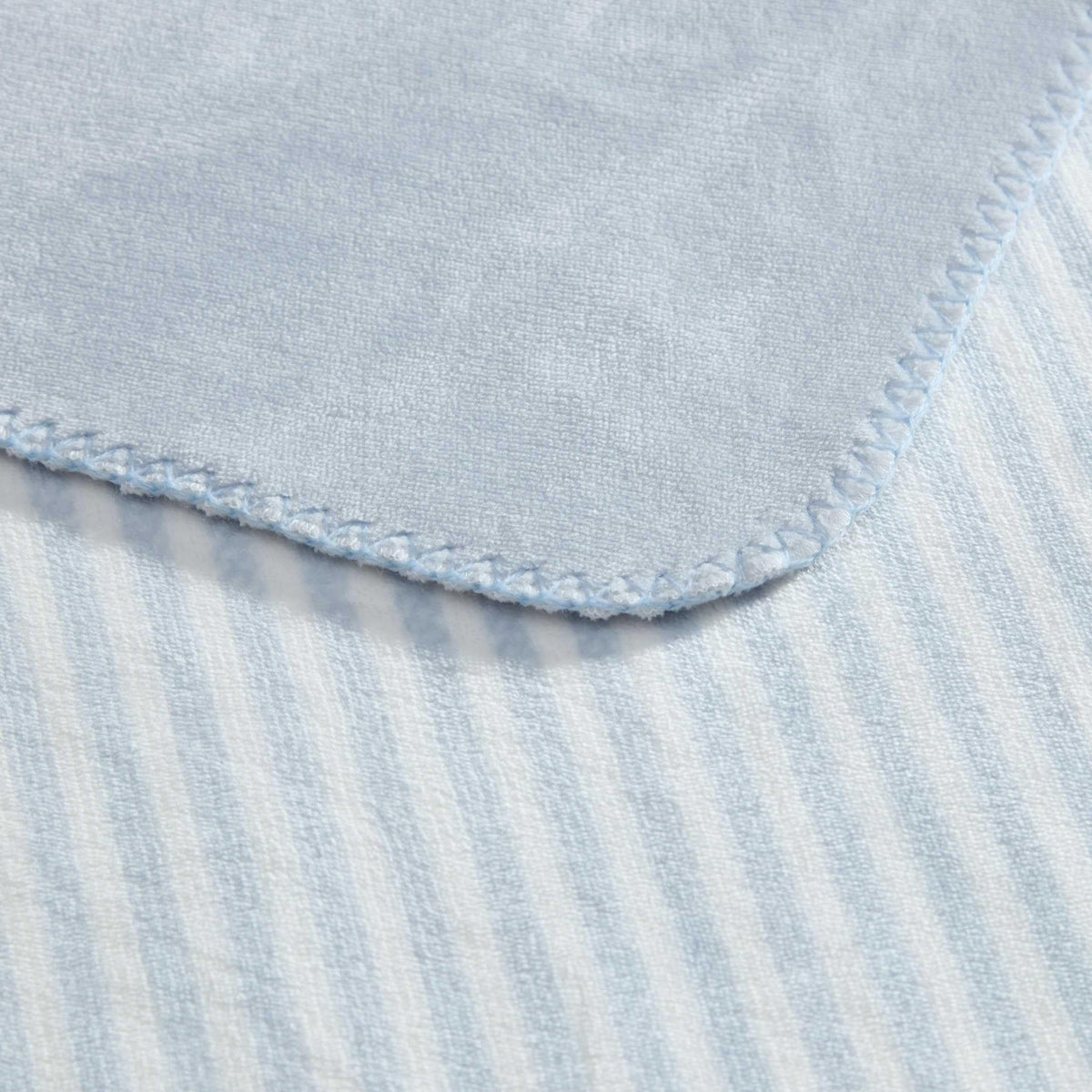 Laura Ashley Reversible Plush Throw, 50x70