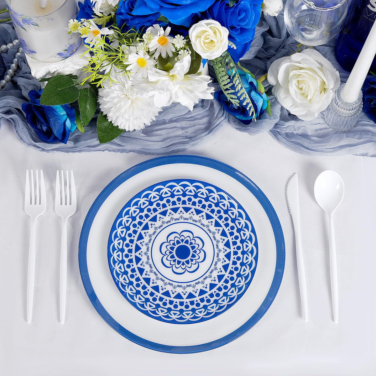 Blue Floral Plastic Plates, 60 Pieces
