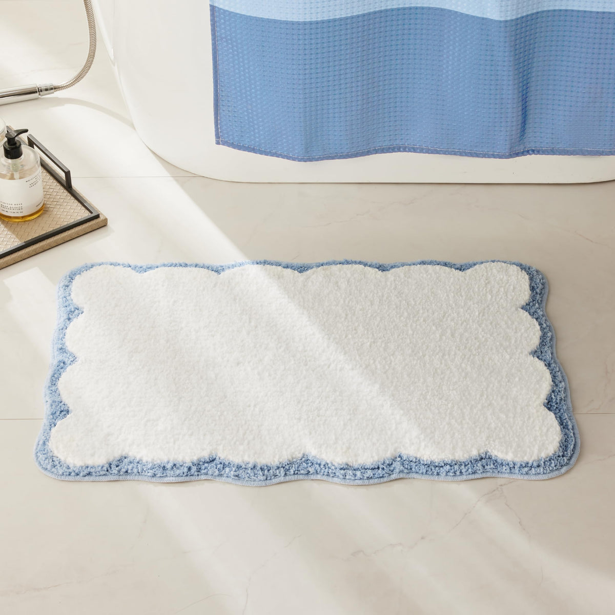 White Scalloped Bath Mat with Blue Piping