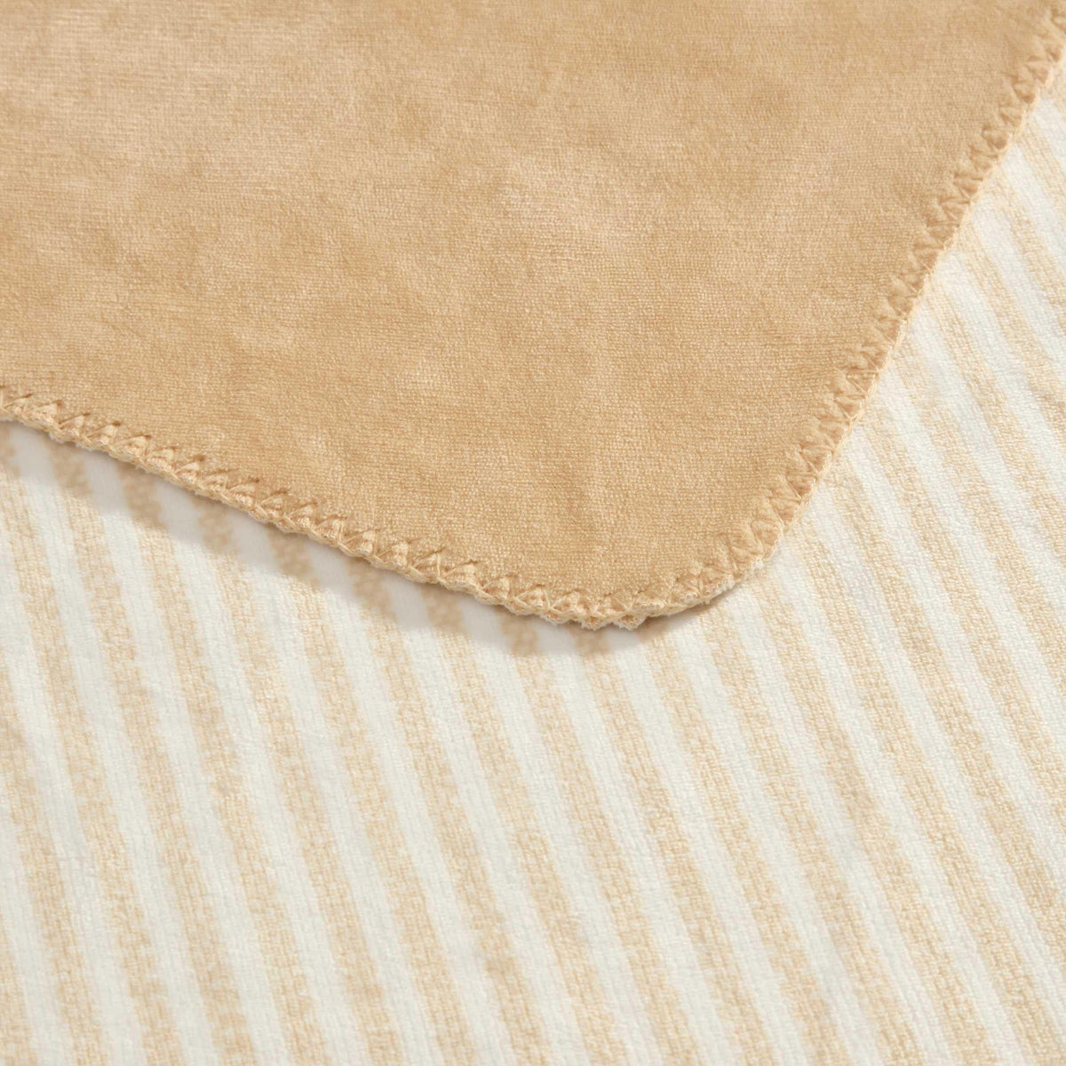Laura Ashley Reversible Plush Throw, 50x70