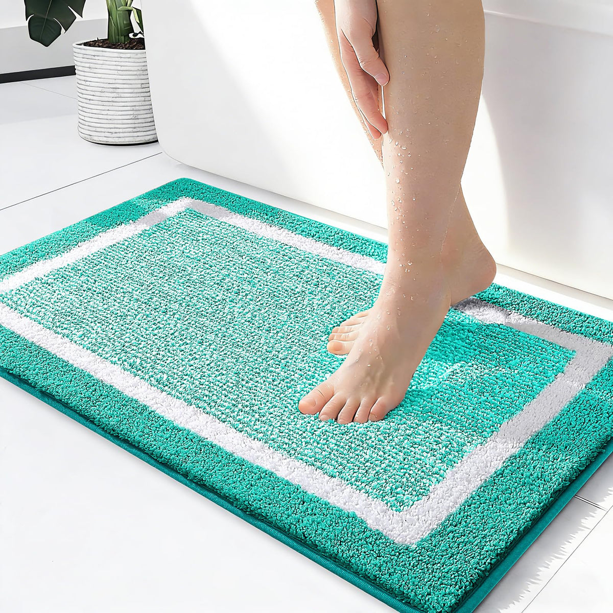 Navy and White Microfiber Bath Rug, 36 x 24
