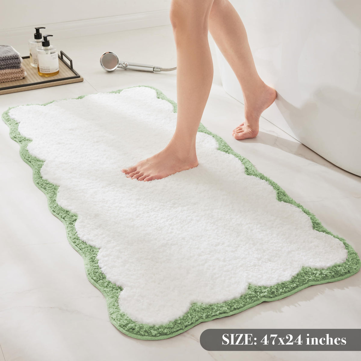 White Scalloped Bath Mat with Blue Piping