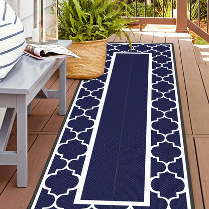 Blue and White Reversible Outdoor Rug, 5x8