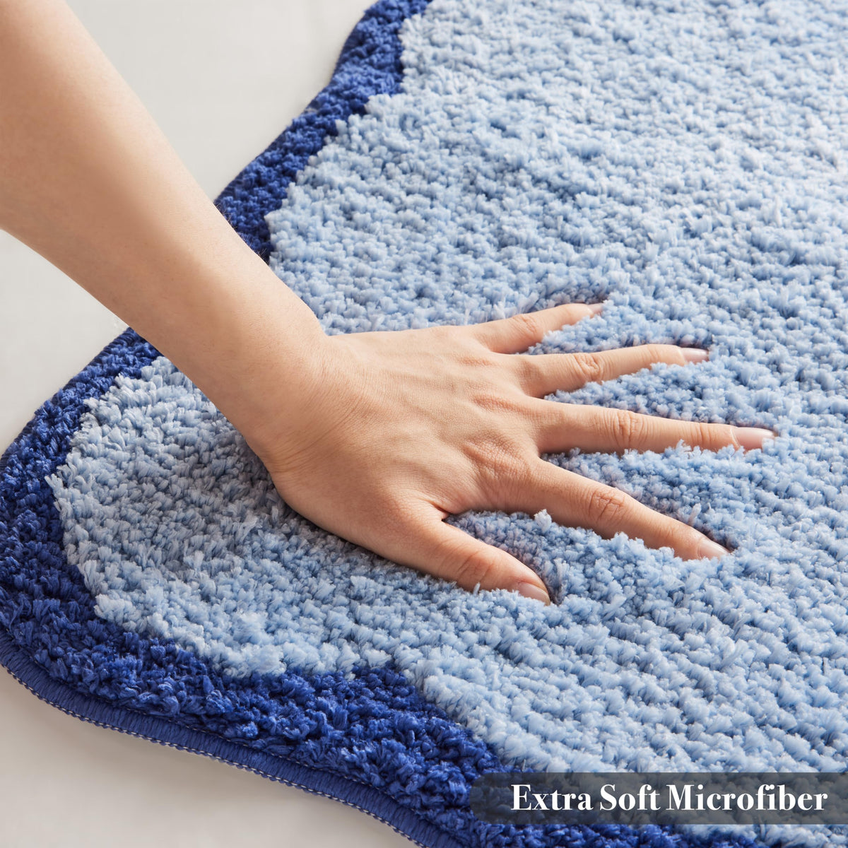 White Scalloped Bath Mat with Blue Piping