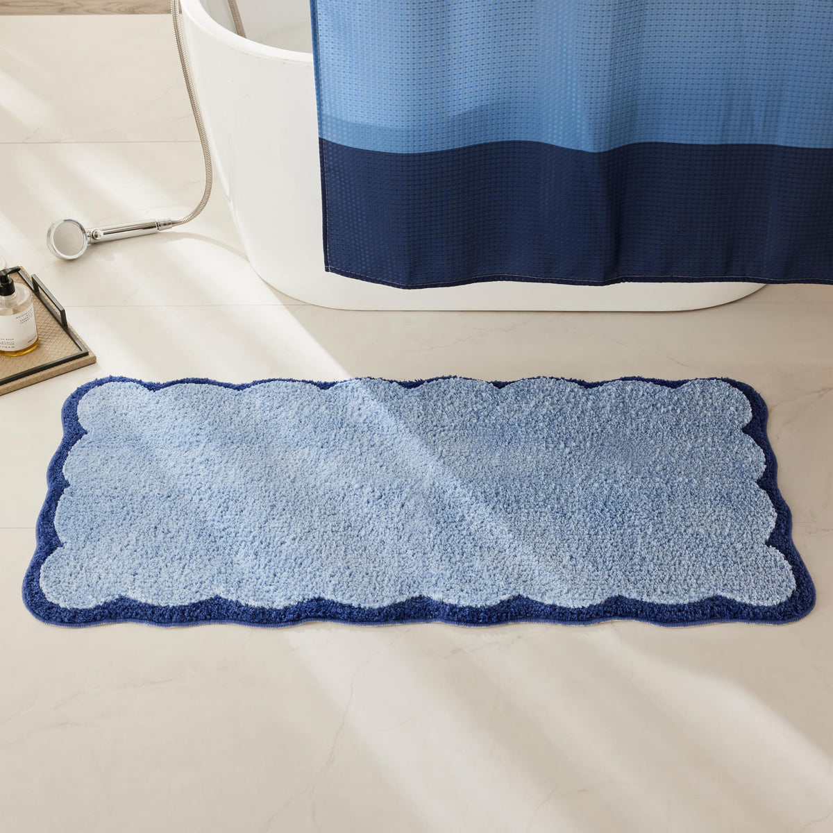 White Scalloped Bath Mat with Blue Piping