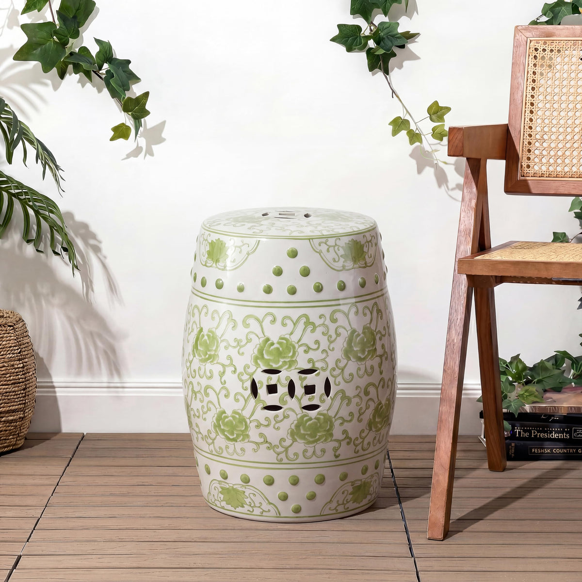 Jonathan Y Lotus Chinoiserie Garden Stool, 17.75"