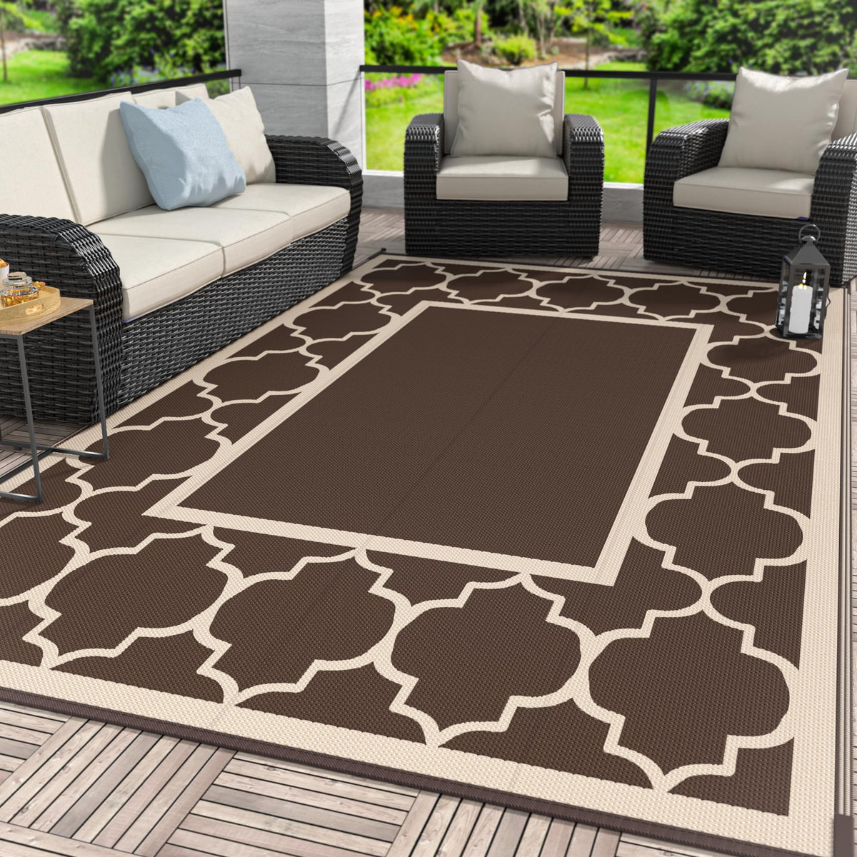 Blue and White Reversible Outdoor Rug, 5x8