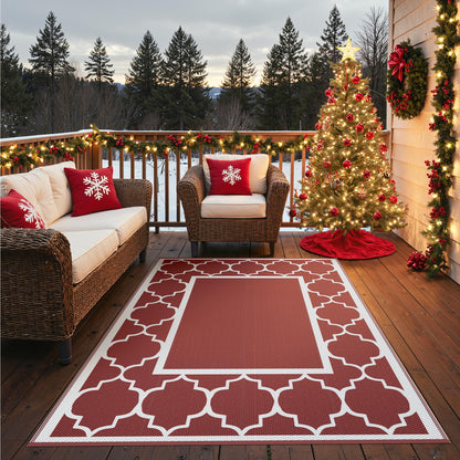 Blue and White Reversible Outdoor Rug, 5x8