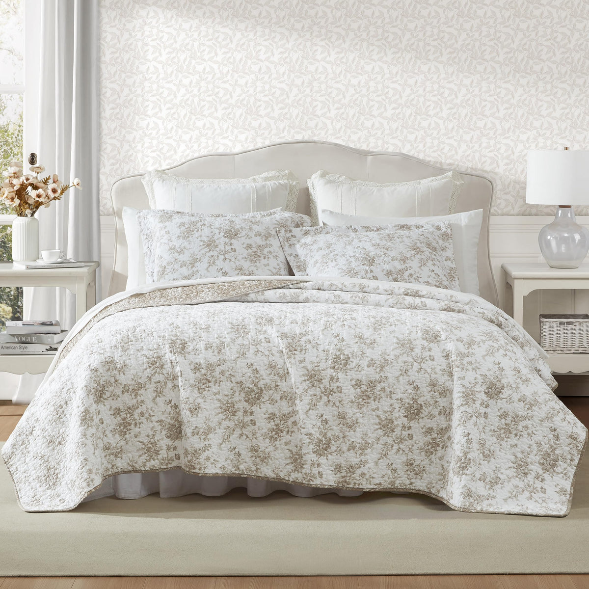 Laura Ashley Walled Garden Blue Quilt Set